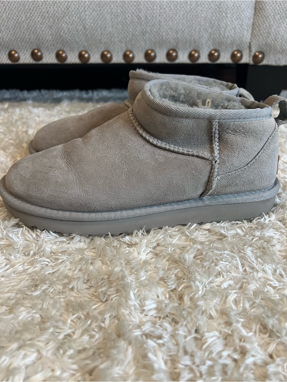 UGG Classic Ultra Mini Grey Suede Shearling Slip-On Boots Women’s Sz 7